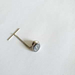 Vintage Mens Tie Tack Oval Letter S Name Initial S